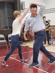 Swing Time3